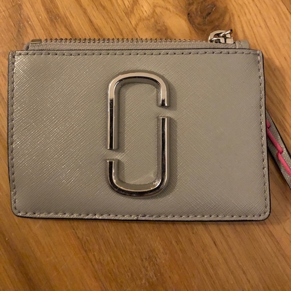 Marc Jacobs Handbags - MARC JACOBS MULTI TOP ZIP WALLET